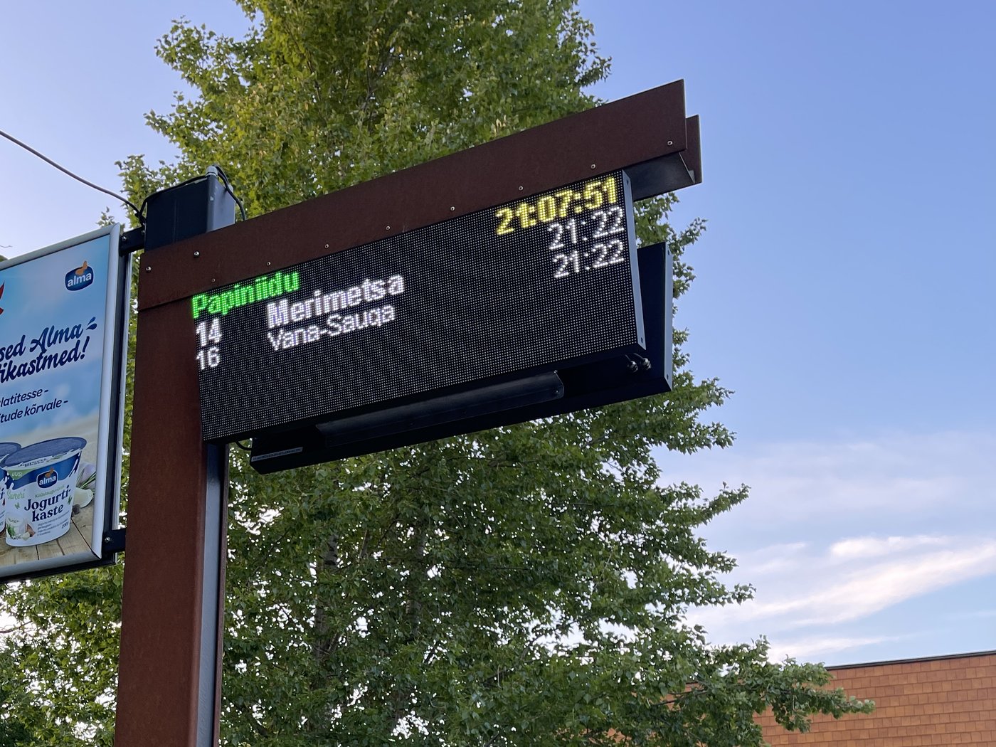 Real-Time Public Transport Arrival API Integration into LED Message Boards