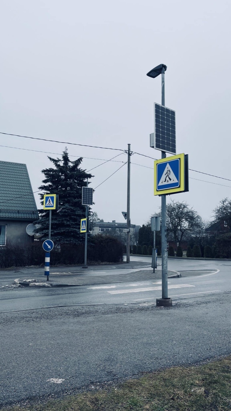 Smart Pedestrian Crossing Signs for the City of Keila