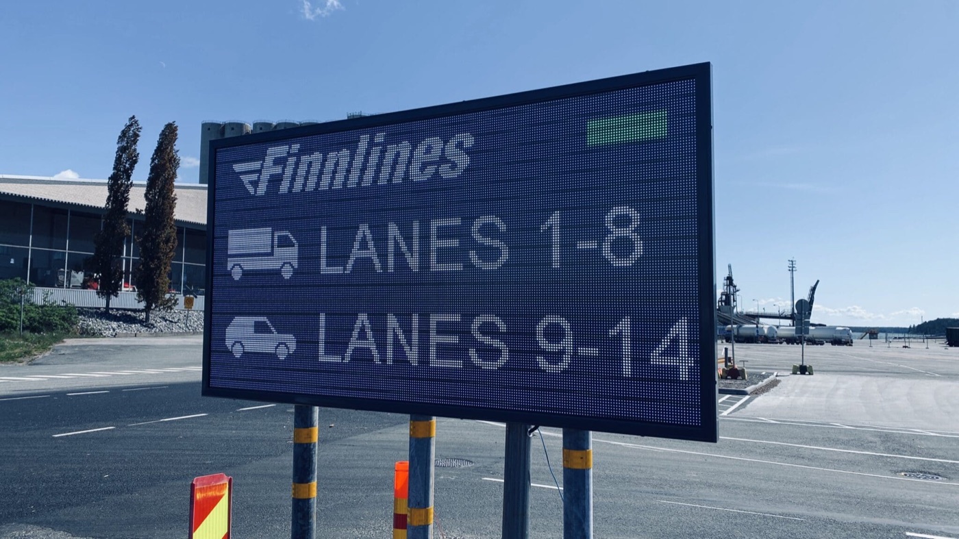 Traffic Guidance Displays at the Port of Naantali